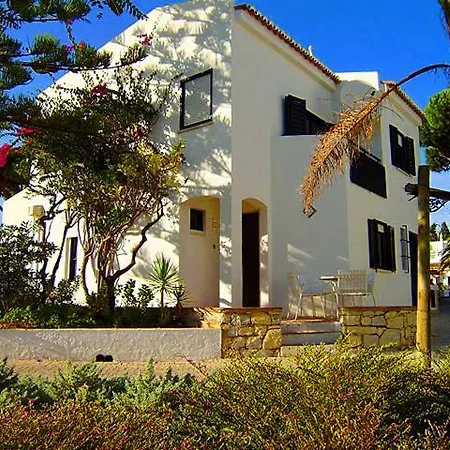 Sleeps 4 Vale do Lobo